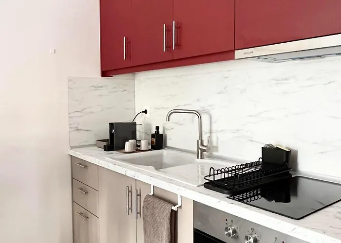 Av Luxury 2 테살로니키