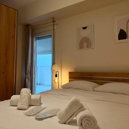 Av Luxury 2 Apartmán